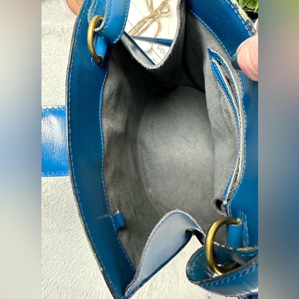 SALE! 💙Vintage 1993 LV Cluny Blue Epi Leather Bucket Bag - Picture 11 of 15